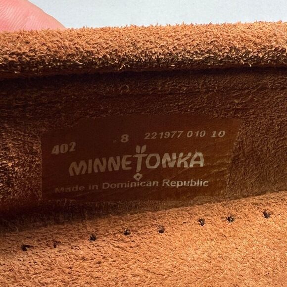 Minnetonka Women's Size 8 Kilty Soft Suede Leather Moccasins - Picture 11 of 11